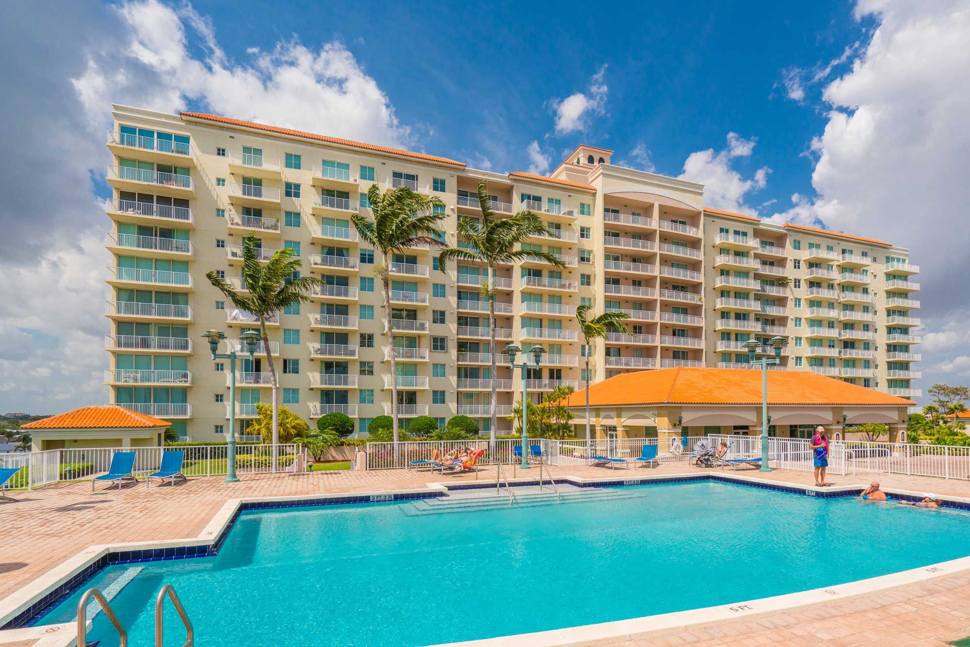 The Tides at Bridgeside