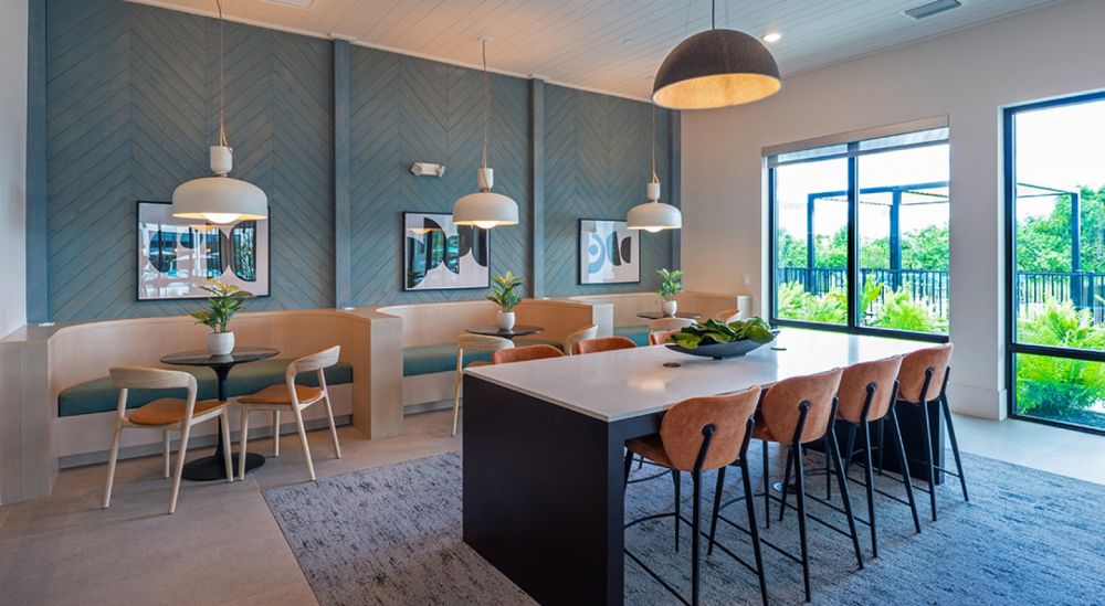 atlasgrandpalm0219ebc6d3e3c30f098a48ca620566761e