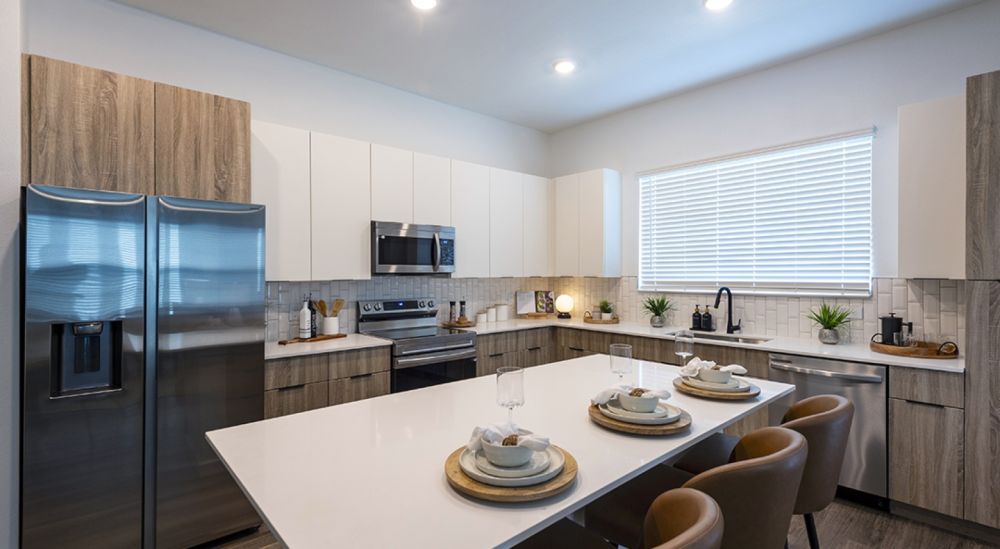 atlasgrandpalm0460da99a53c6f9b8f33b338a0a0e8