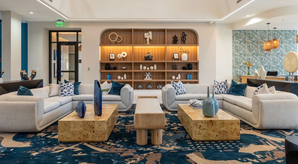 gallery lobby2e68c3e6c2920050e4c7ac0dd0e6c93